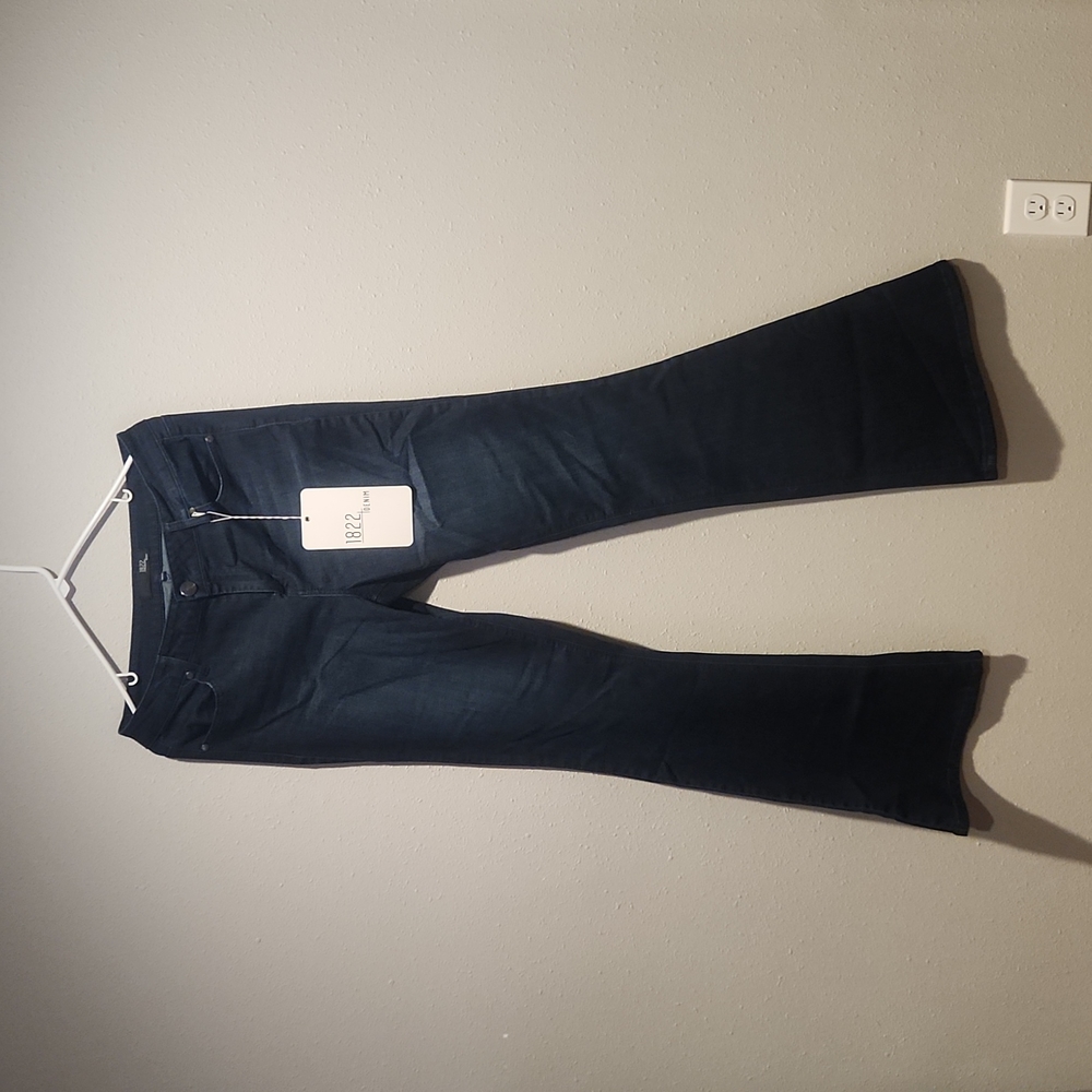 1822 Flare Jeans
